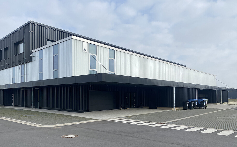 Büro und Produktionsgebäude KES