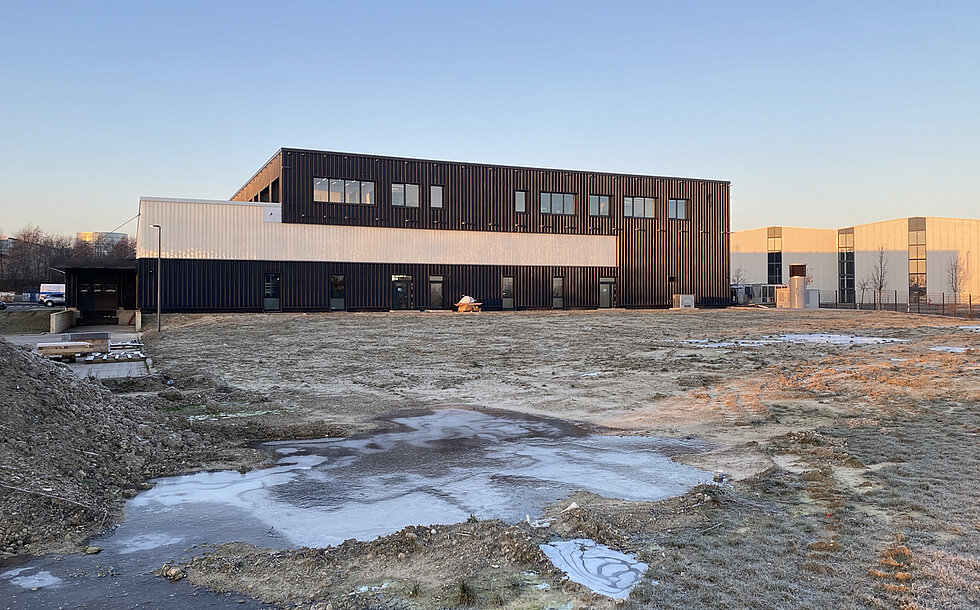 Büro und Produktionsgebäude KES